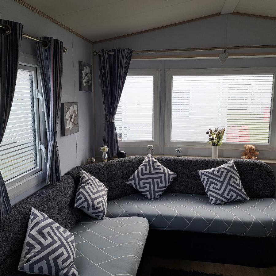 Cj & Daisies Holiday Home Prestatyn Luaran gambar