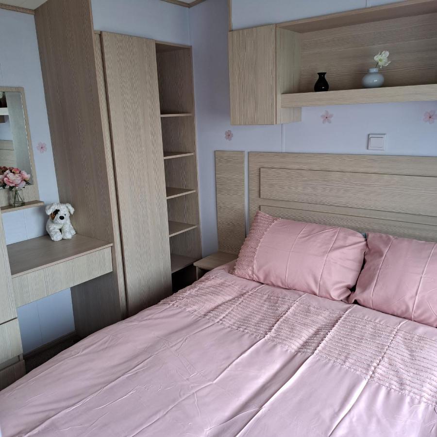 Cj & Daisies Holiday Home Prestatyn Luaran gambar